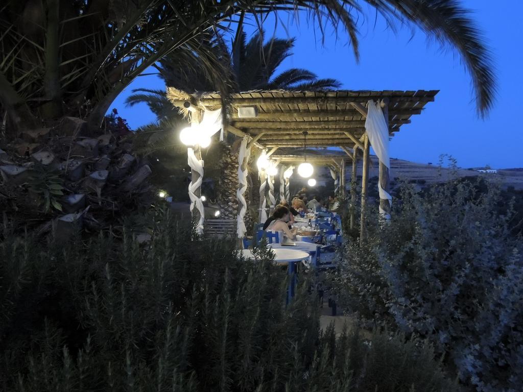 Filoxenia By Grispos Villas Schoinoussa Exteriér fotografie